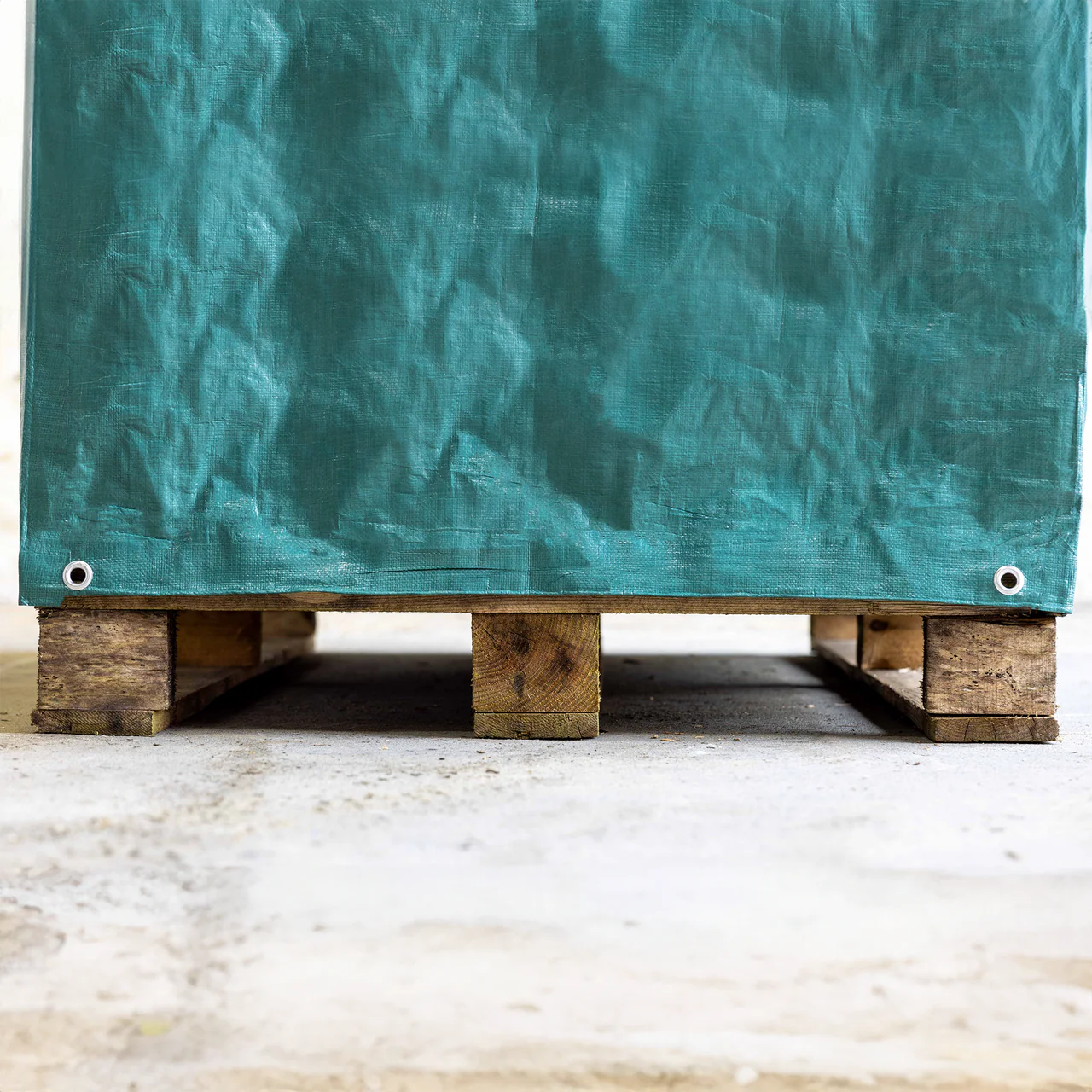 140gsm Green Pallet Cover – Heavy Duty Waterproof Polyethylene Sheet