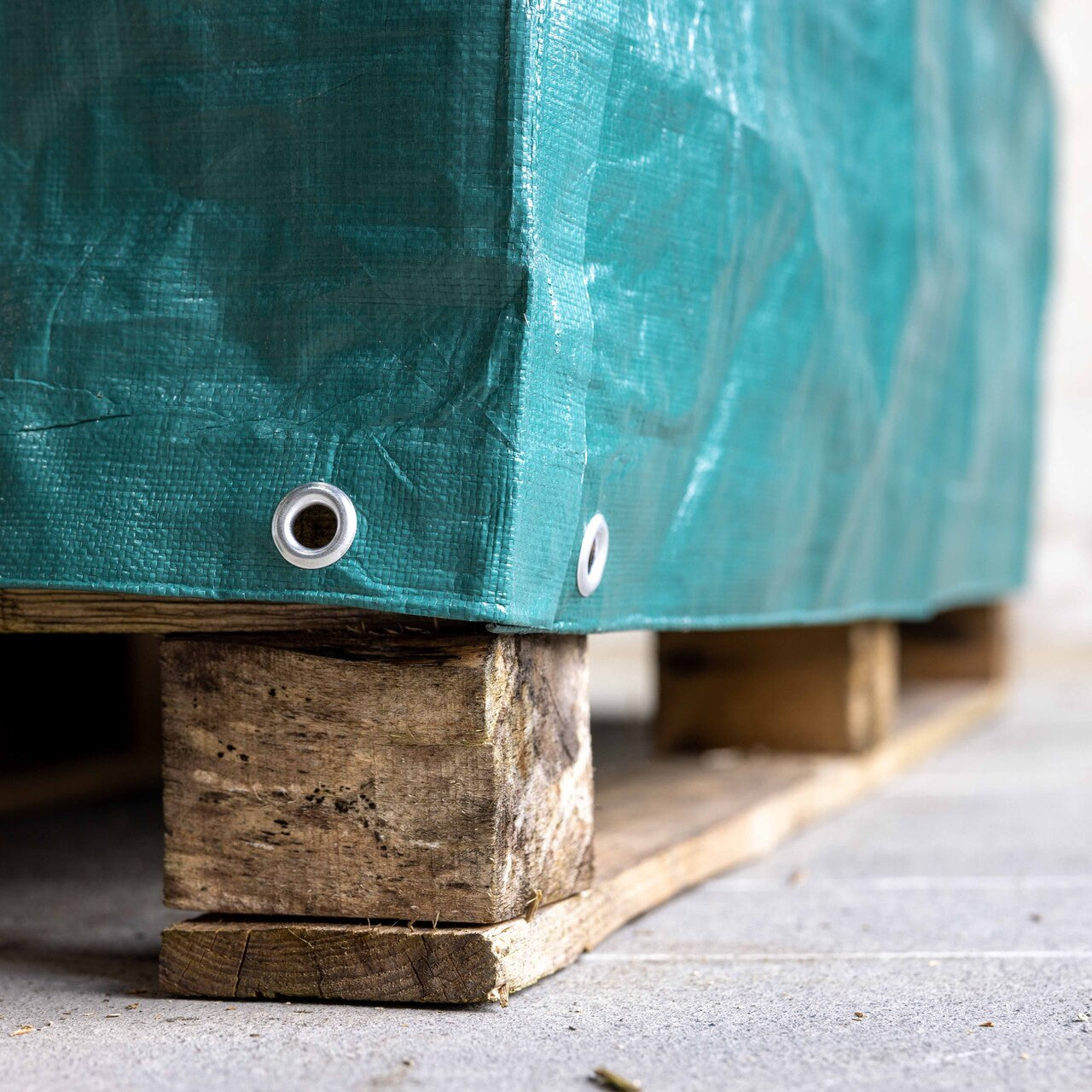 140gsm Green Pallet Cover – Heavy Duty Waterproof Polyethylene Sheet